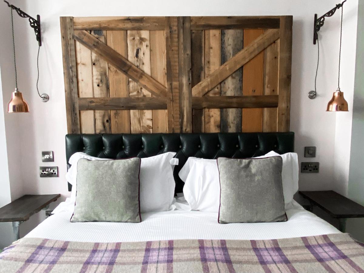 Helen Browning'S Royal Oak Hotel Swindon Bilik gambar