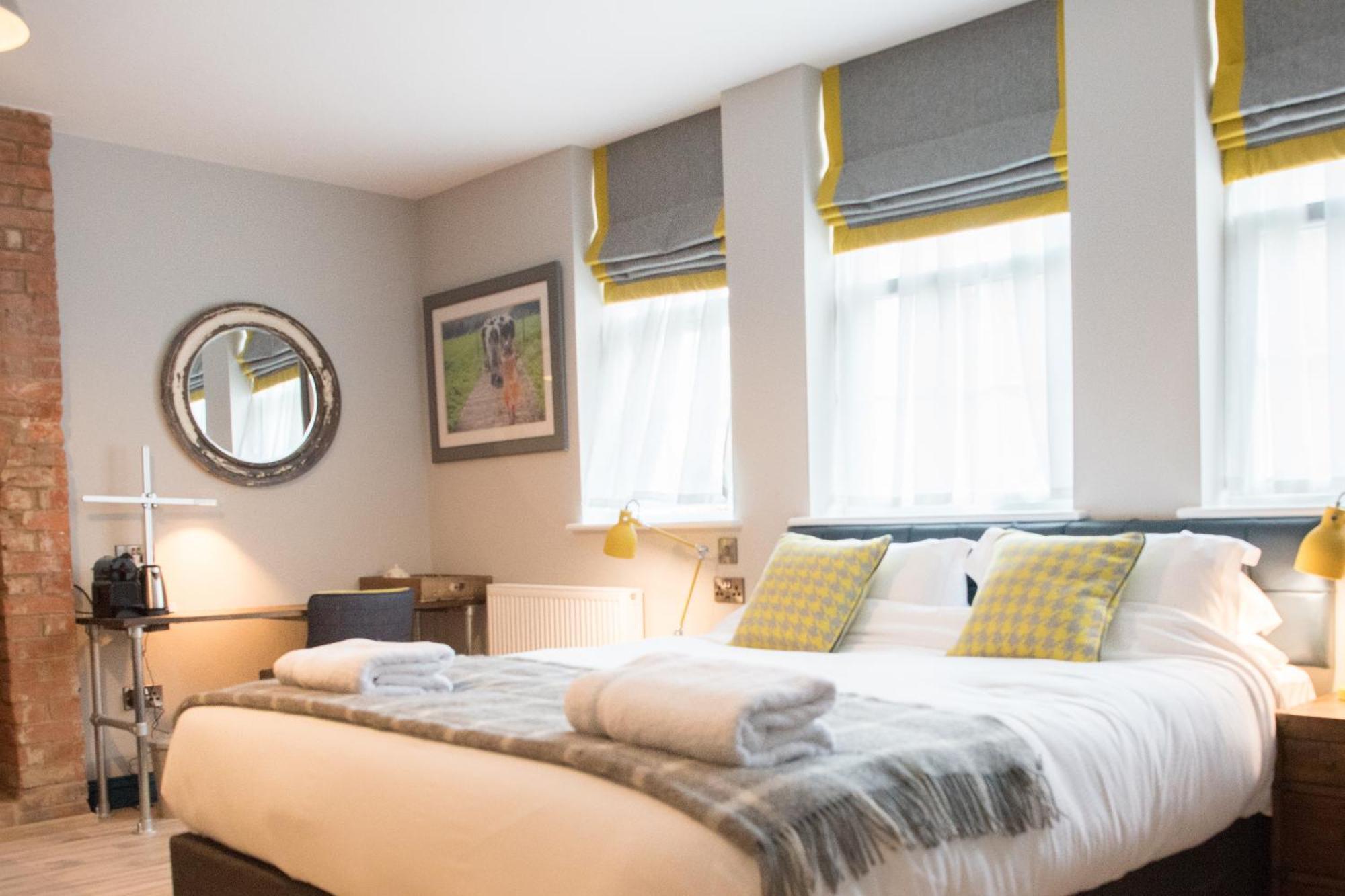Helen Browning'S Royal Oak Hotel Swindon Luaran gambar